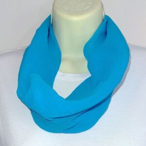Vintage 60s Aqua blue chiffon polyester infinity neck‎ scarf